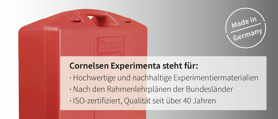 Das Bild zeigt einen roten Koffer von Cornelsen Experimenta, der hochwertige und nachhaltige Experimentiermaterialien für den Bildungsbereich enthält. Zudem hebt es hervor, dass die Produkte ISO-zertifiziert sind und seit über 40 Jahren Qualität bieten.