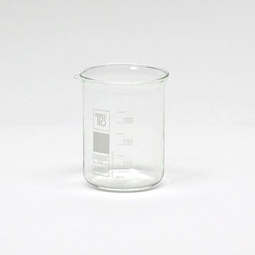 Das Bild zeigt einen transparenten Becher mit einer Kapazität von 400 ml, der bei Experimenten verwendet wird. Er ist mit Skalen von 100 ml bis 400 ml beschriftet und eignet sich für präzise Messungen von Flüssigkeiten im Bildungsbereich.